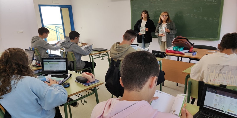 Entrega axendas tejas verea ao ceip xanceda mesia comg